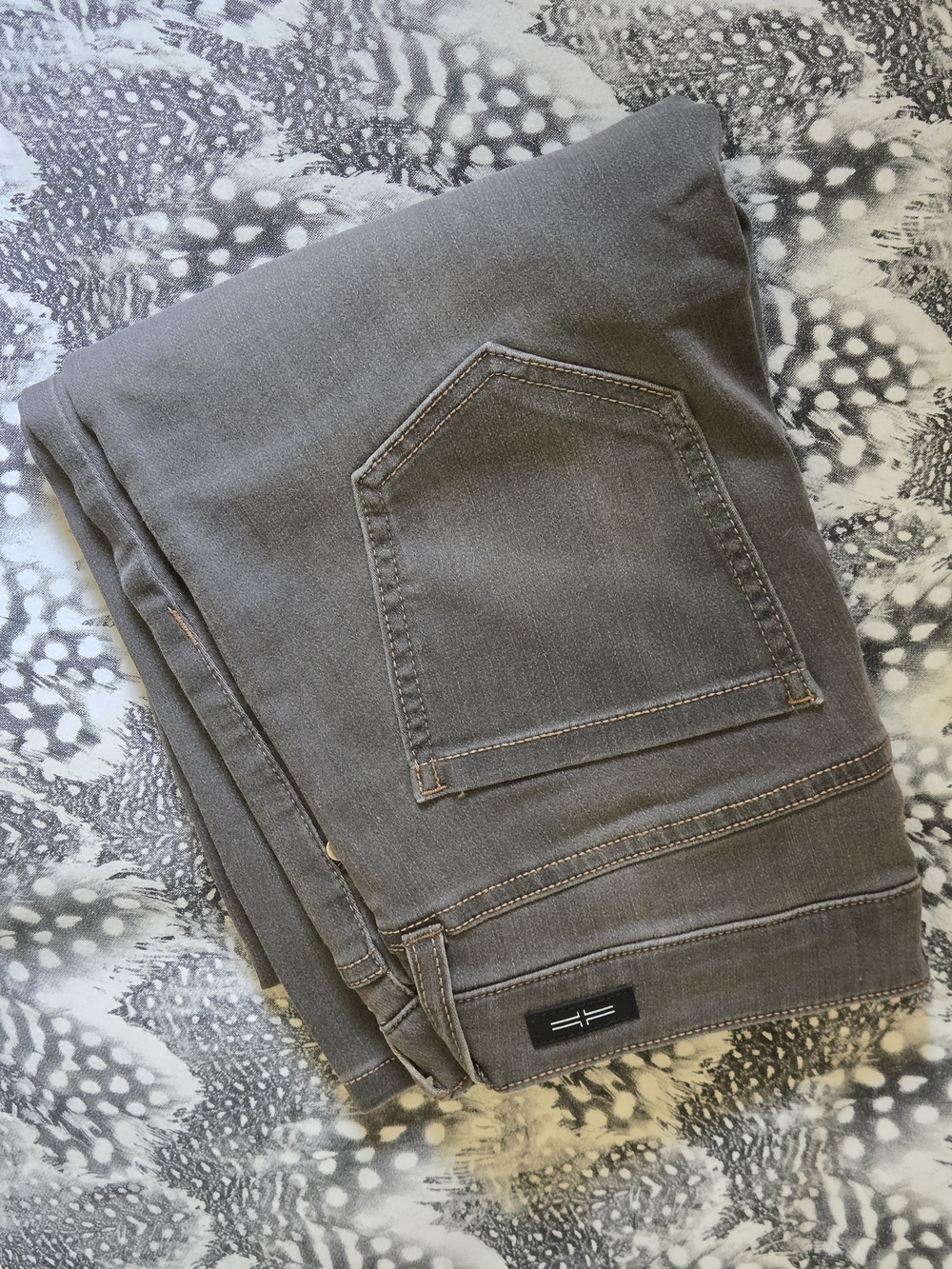 Liverpool 'The Straight' Women's Gray Jeans Size 6/28 - Picture 7 of 7
